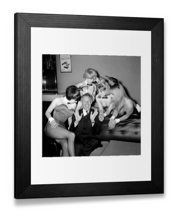 Framed Print : Bruce Forsyth meets the Bunny Girls who will be selling programmes at the Prince of Wales