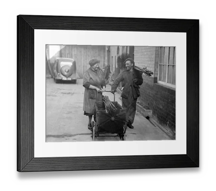 Framed Print : Mrs Charlotte Bursnall one of just a few women chimney sweeps seen here in conversation Framed Print : Mrs Charlotte Bursnall one of just a few women chimney sweeps seen here in conversation