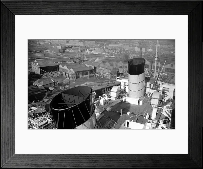 Framed Print : The ocean liner Queen Mary berthed at Clydebank docks circa 1938 Framed Print : The ocean liner Queen Mary berthed at Clydebank docks circa 1938