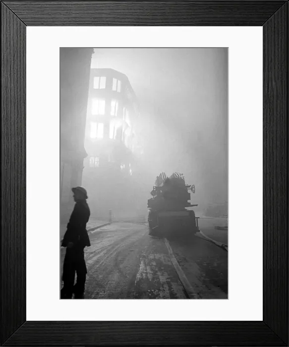 Framed Print : Fire of H. E. Blitz on the city of London on the night of the 29th December 1940 Framed Print : Fire of H. E. Blitz on the city of London on the night of the 29th December 1940