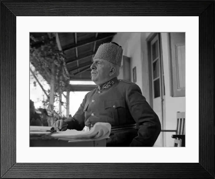 Framed Print : An army officer in Abyssinia Circa 1935 War Conflict Africa Framed Print : An army officer in Abyssinia Circa 1935 War Conflict Africa