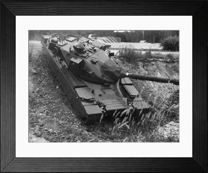 Framed Print : Britains latest tank The Chieftan'seen here being put through its paces