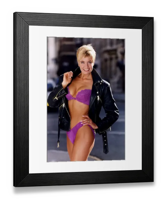 Framed Print : Suzanne Younger Model wearing part of the Gossard Wonder Bra collection Framed Print : Suzanne Younger Model wearing part of the Gossard Wonder Bra collection