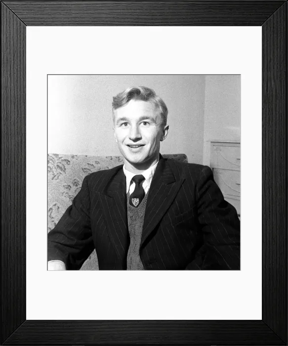Framed Print : Arthur Milton Arsenal FC & Gloucester Cricketer November 1951