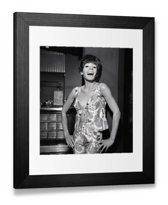 Framed Print : Shirley Bassey at the Prince of Wales Theatre, she is to open her own show at the theatre