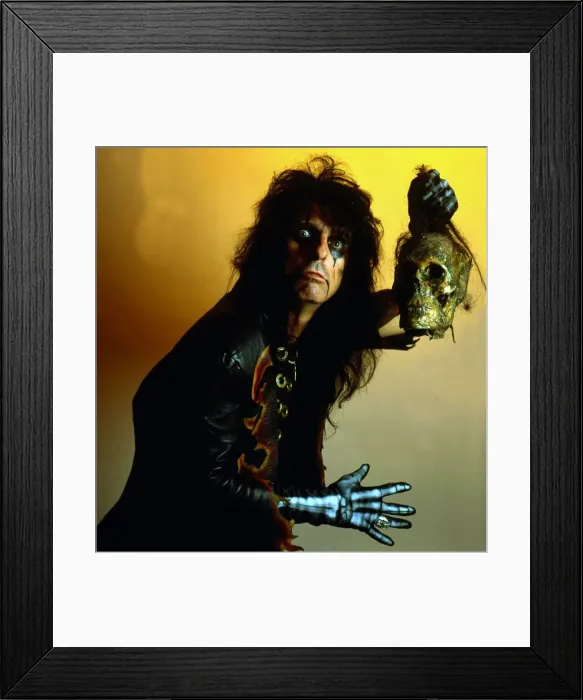 Framed Print : Alice Cooper holding skull head September 1987 Framed Print : Alice Cooper holding skull head September 1987