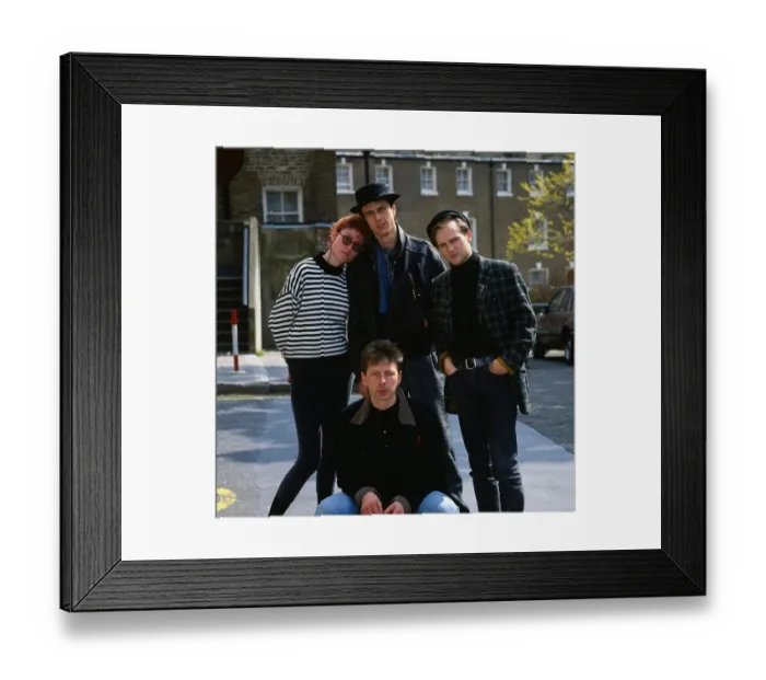 Framed Print : Fairground Attraction pop group band circa 1987