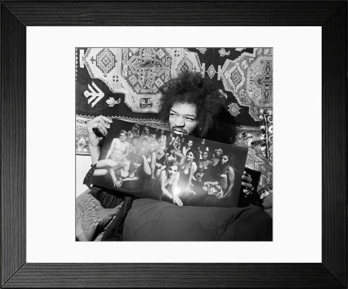 Framed Print : Jimi Hendrix in London flat January 1969 getting teeth into ladyland at his Mayfair flat Framed Print : Jimi Hendrix in London flat January 1969 getting teeth into ladyland at his Mayfair flat