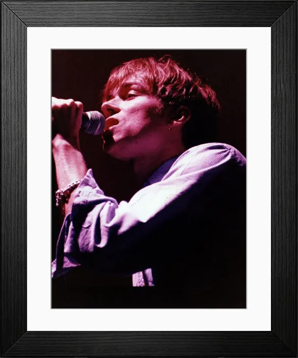 Framed Print : Damon Albarn lead singer of band Blur performing at the S. E. C. C. 28th November 1995 Framed Print : Damon Albarn lead singer of band Blur performing at the S. E. C. C. 28th November 1995