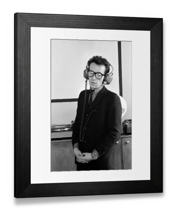 Framed Print : Elvis Costello, the newest sensation on the music scene Framed Print : Elvis Costello, the newest sensation on the music scene