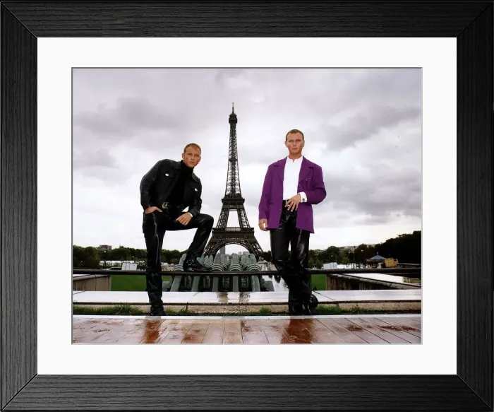 Framed Print : Bros Matt and Luke Goss in Paris circa 1991 Framed Print : Bros Matt and Luke Goss in Paris circa 1991