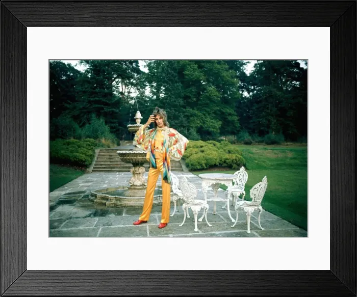 Framed Print : Pop Star Rod Stewart in the garden of his home at Windsor, Berks Framed Print : Pop Star Rod Stewart in the garden of his home at Windsor, Berks
