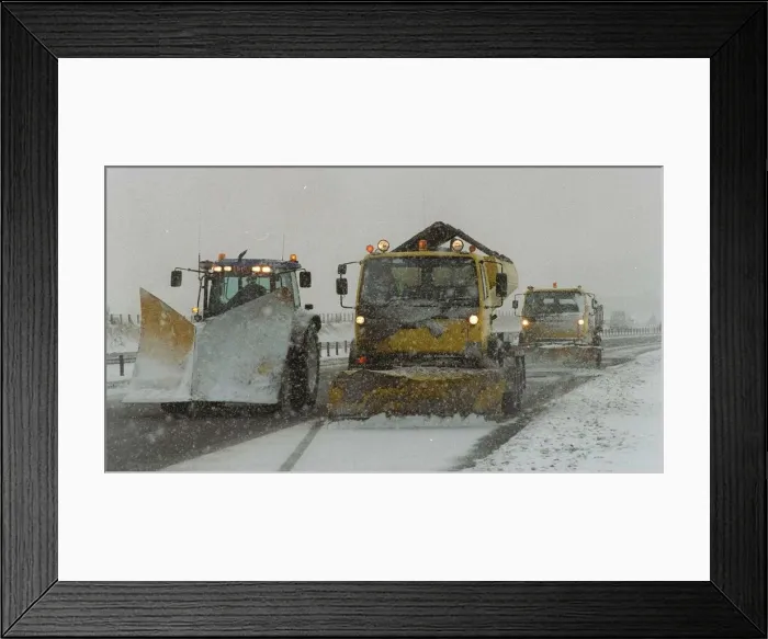 Framed Print : Weather in Aberdeen 9th February 1999 Snowplough battles against the severe snow Framed Print : Weather in Aberdeen 9th February 1999 Snowplough battles against the severe snow