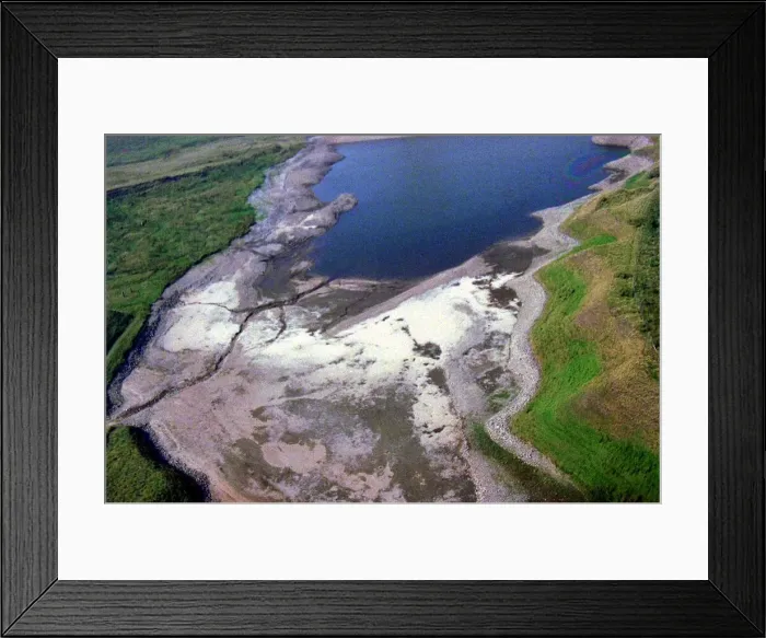 Framed Print : Aerial views of Yorkshire during 1995 drought August 1995 Framed Print : Aerial views of Yorkshire during 1995 drought August 1995