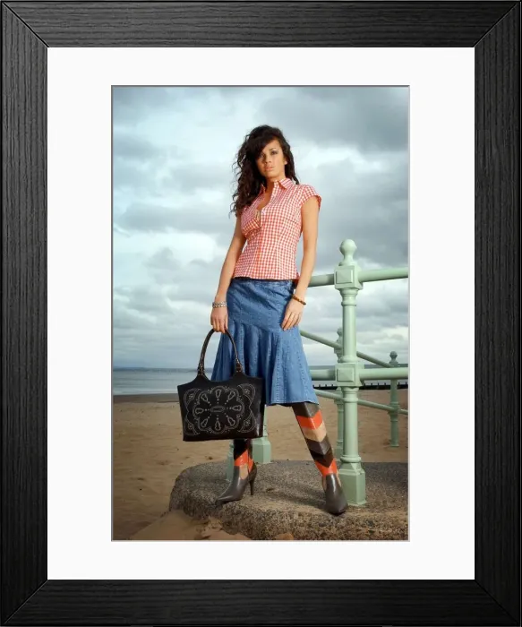Framed Print : Saturday Fashion at Portebello beach Edinburgh model Amy wearing red gingham shirt Framed Print : Saturday Fashion at Portebello beach Edinburgh model Amy wearing red gingham shirt