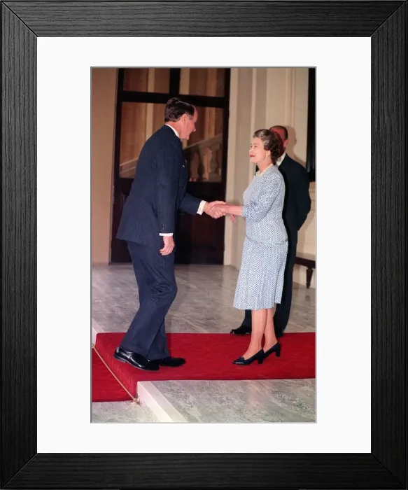 Framed Print : President George Bush June 1989 greets Queen Elizabeth II during a visit to Buckingham Framed Print : President George Bush June 1989 greets Queen Elizabeth II during a visit to Buckingham