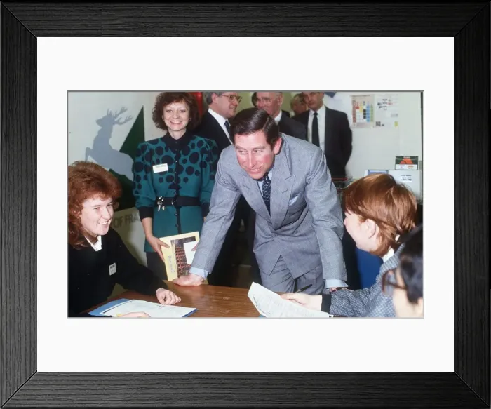 Framed Print : Prince Charles in Easterhouse Scotland meeting locals 1987 on YTS scheme Glasgow