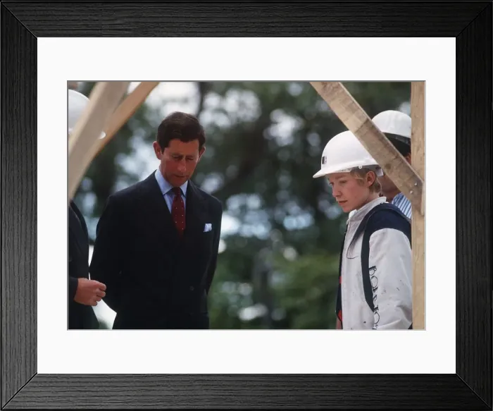Framed Print : Prince Charles November 1989 inspects building construction site Edinburgh Framed Print : Prince Charles November 1989 inspects building construction site Edinburgh