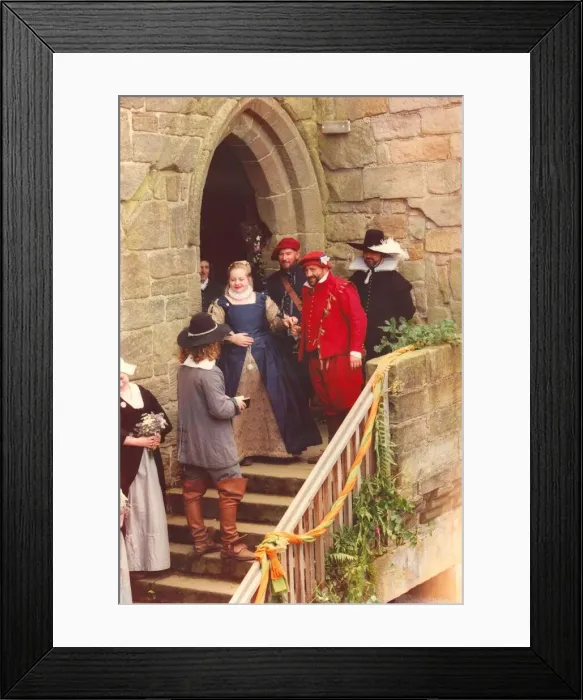 Framed Print : The Tudor theme wedding of Susan Benneworth and Stuart Reid (red costume Framed Print : The Tudor theme wedding of Susan Benneworth and Stuart Reid (red costume