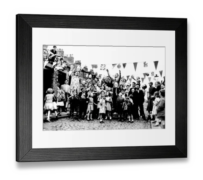 Framed Print : Residents of Hawes Street, Byker, prepare to celebrate the Queens Coronation Framed Print : Residents of Hawes Street, Byker, prepare to celebrate the Queens Coronation