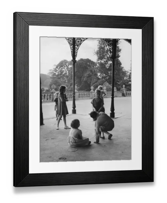Framed Print : Youngster play at Heaton Park in Newcastle Framed Print : Youngster play at Heaton Park in Newcastle