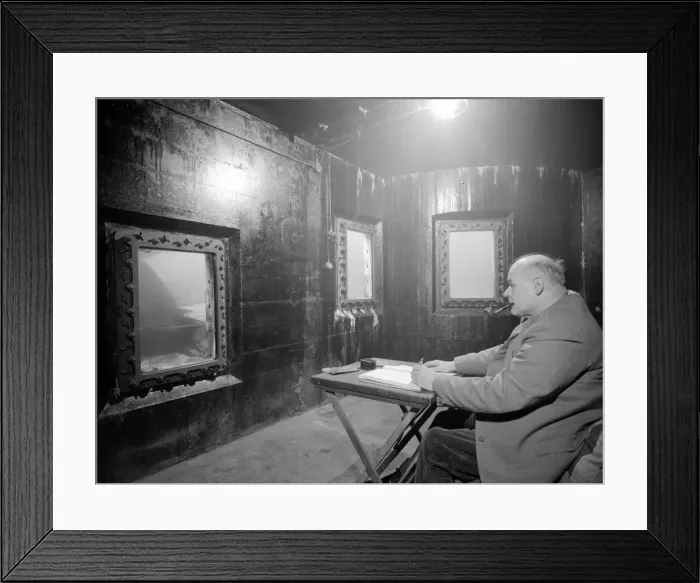 Framed Print : Sandy Phillips seen here at the Salmon Leap in Pitlochry recording the number of salmon Framed Print : Sandy Phillips seen here at the Salmon Leap in Pitlochry recording the number of salmon