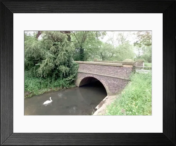 Framed Print : Bridge over the River Mease in Harlaston, Staffordshire Framed Print : Bridge over the River Mease in Harlaston, Staffordshire