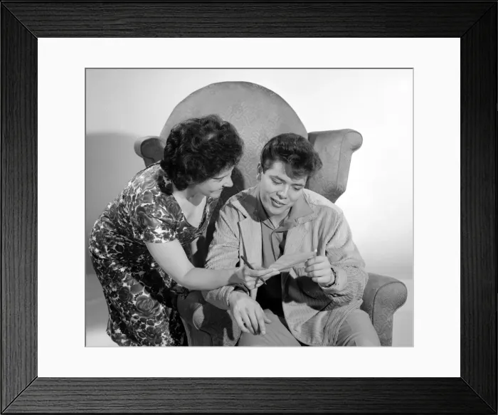 Framed Print : Singer Cliff Richard seen here with Pat Foyer one of Cliff