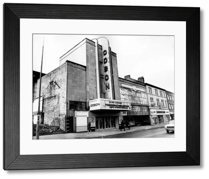 Framed Print : The Odeon Cinema on Gateshead High Street in 1975 Framed Print : The Odeon Cinema on Gateshead High Street in 1975