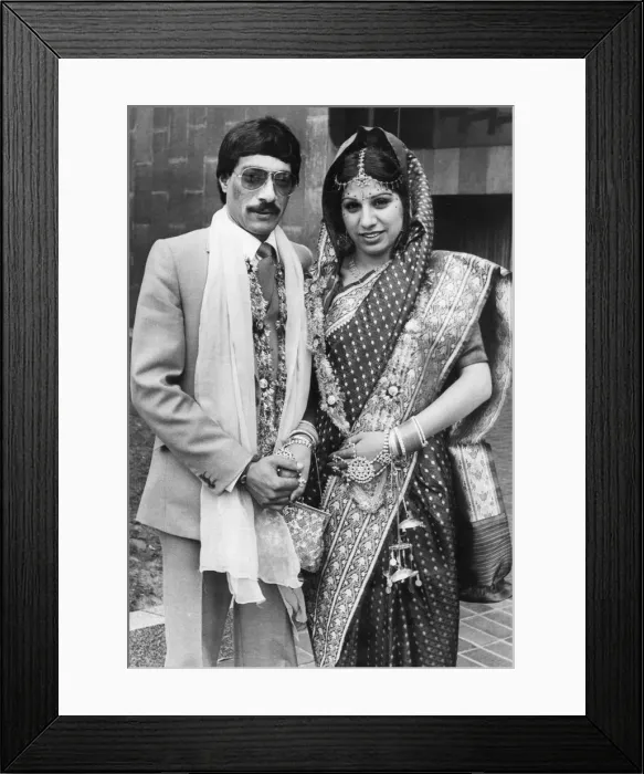 Framed Print : Ramesh Saigal with his bride Bandhna Venavak. Couple were married twice to each
