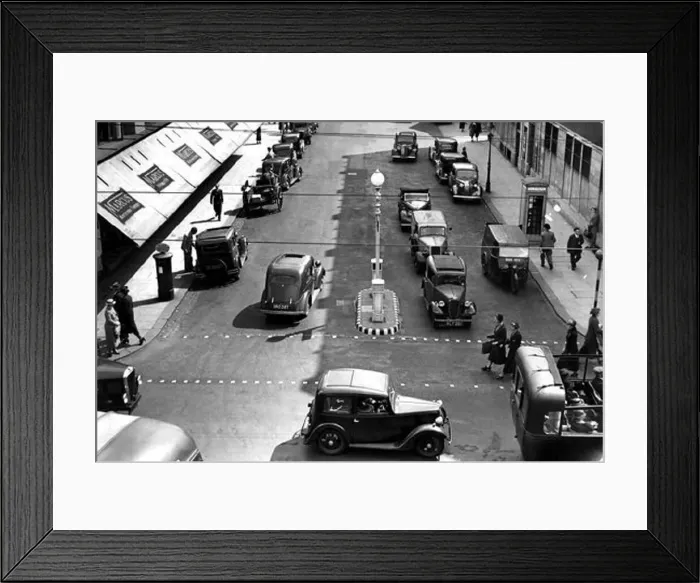 : Road traffic scene from Newcastle in 1938 : Road traffic scene from Newcastle in 1938