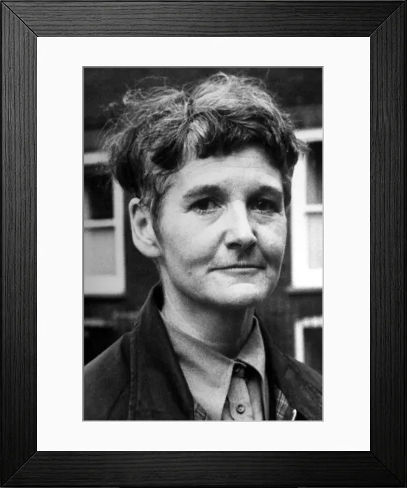 Framed Print : Portrait of Pacifist campaigner Pat Arrowsmith December 1974 Framed Print : Portrait of Pacifist campaigner Pat Arrowsmith December 1974