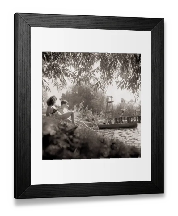 Framed Print : Holidaymaker