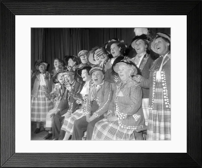 Framed Print : Pearly kings and queens singing during a concert Framed Print : Pearly kings and queens singing during a concert