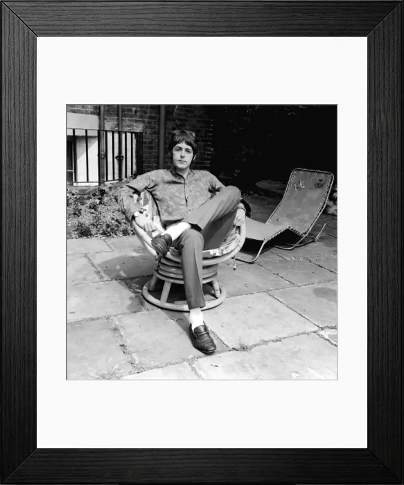 Framed Print : Paul McCartney at his St Johns Wood house on his 25th birthday 18 June 1967