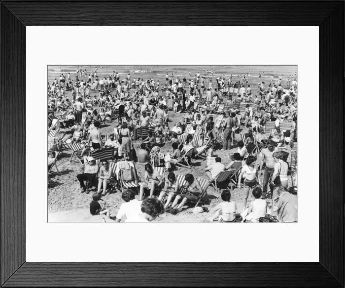 Framed Print : Blackpool Beach crowds of people pack the beach on a sunny day August 1981 Framed Print : Blackpool Beach crowds of people pack the beach on a sunny day August 1981