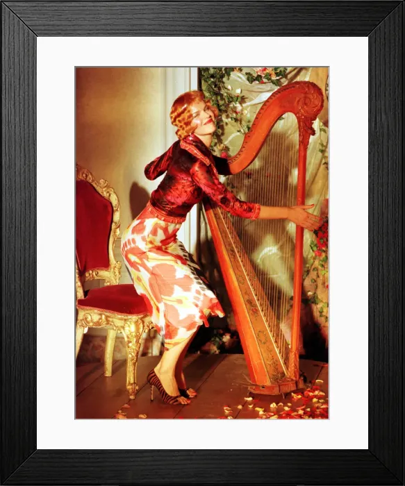 Framed Print : Eva Herzigova with harp, October 1997 Framed Print : Eva Herzigova with harp, October 1997