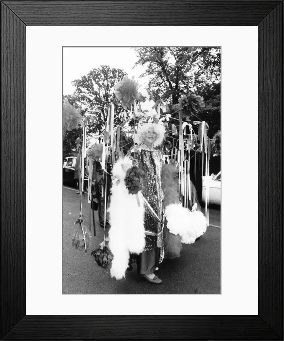 Framed Print : Gertrude Shilling in jubilee outfit at Royal Ascot in June 1977