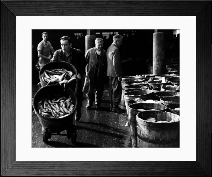Framed Print : Fish market at Fleetwood August 1947 Framed Print : Fish market at Fleetwood August 1947