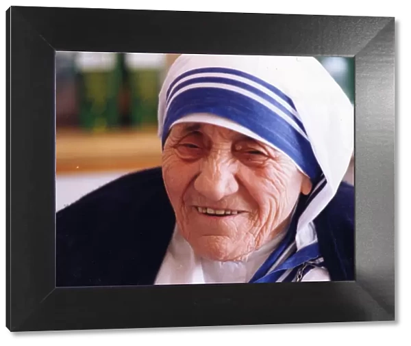 MOTHER Teresa of Calcutta paid her first visit to Wales yesterday to open a convent in a