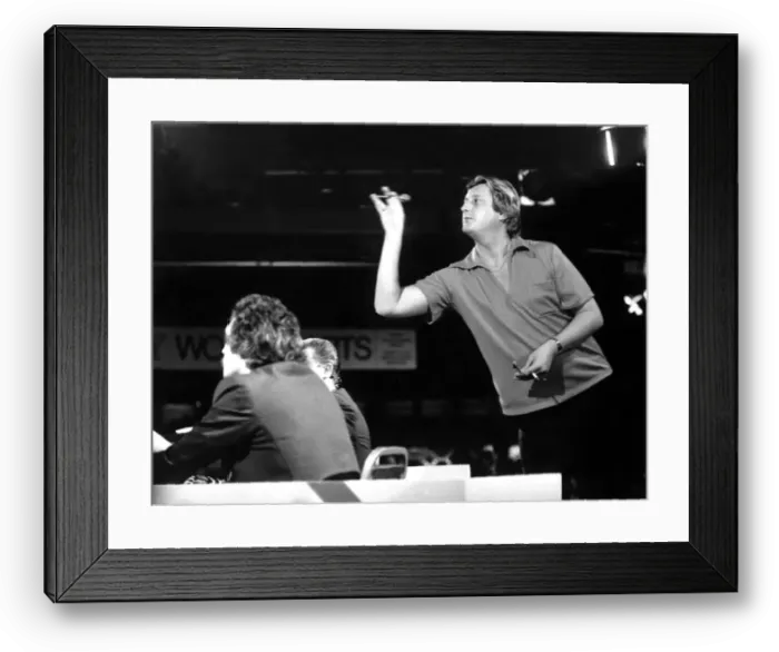 Framed Print : Eric Bristow - January 1985 Embassy World Darts Championship