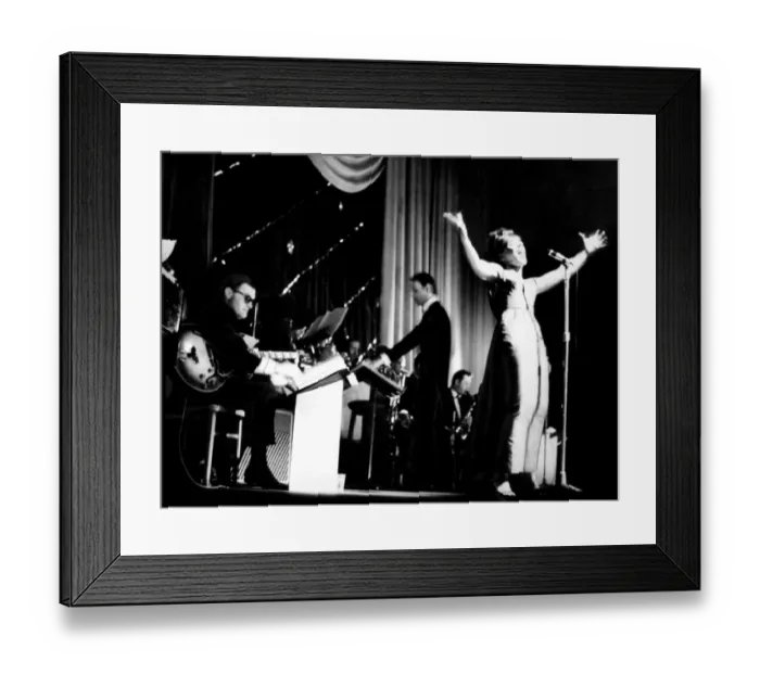 Framed Print : Cardiffs Shirley Bassey pictured during her show at the Capitol Theatre last night Framed Print : Cardiffs Shirley Bassey pictured during her show at the Capitol Theatre last night