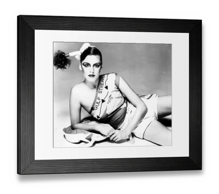 Framed Print : Fashion - clothing - 1970s White shorts with rope belt Framed Print : Fashion - clothing - 1970s White shorts with rope belt