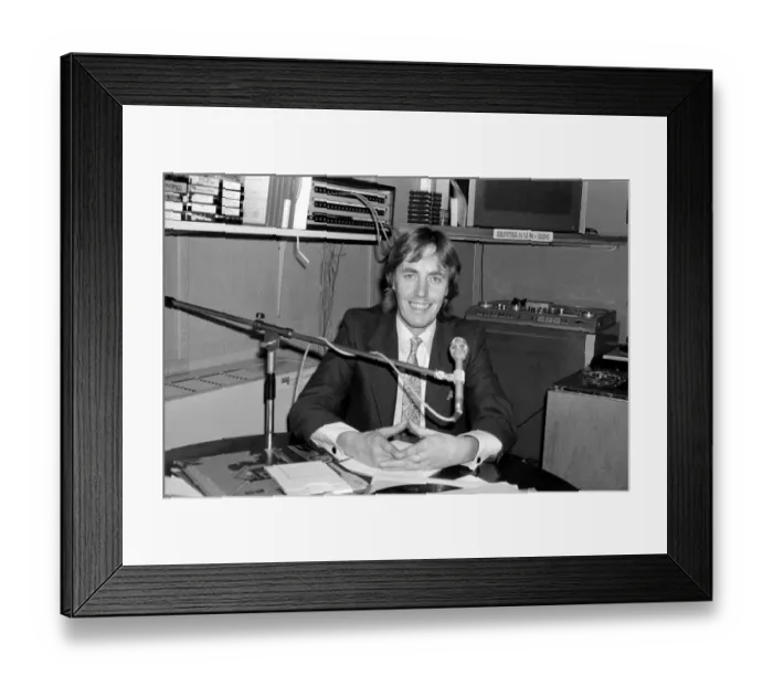 Framed Print : Simon Dee starts his new programme with Radio Luxembourg August 1980