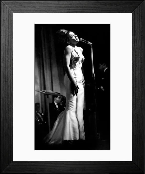 Framed Print : Shirley Bassey pictured during her performance at the Capitol Theatre - 22nd March 1963 Framed Print : Shirley Bassey pictured during her performance at the Capitol Theatre - 22nd March 1963