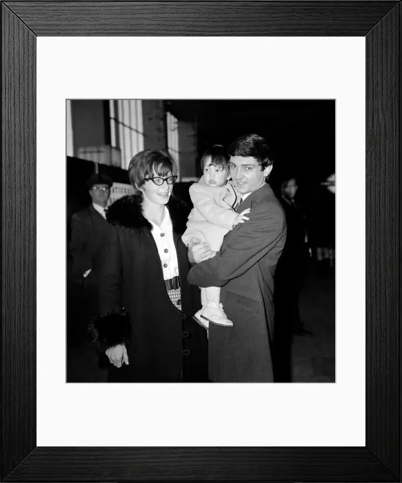 Framed Print : American Singer Gene Pitney arriving at London Airport today with his wife Lynne Framed Print : American Singer Gene Pitney arriving at London Airport today with his wife Lynne