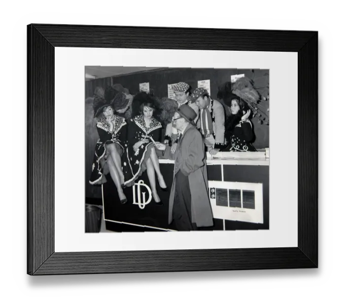 Framed Print : To celebrate the beginning of the Epsom meeting, bookmaker Gus Demmy decided to brighten