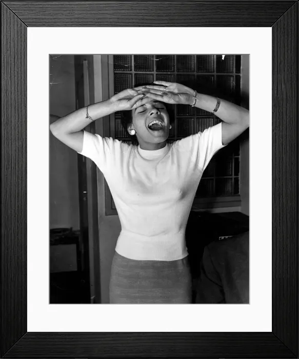 Framed Print : Shirley Bassey, the 19 year old torch singer from Tiger Bay