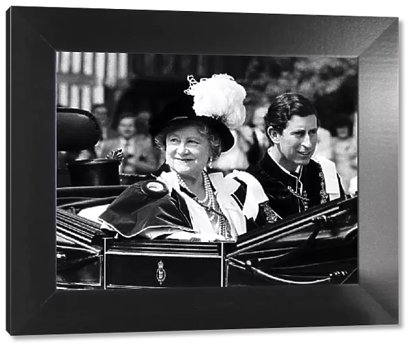 Queen Mother and Prince Charles leave St Georges Chapel in an open carriage after an