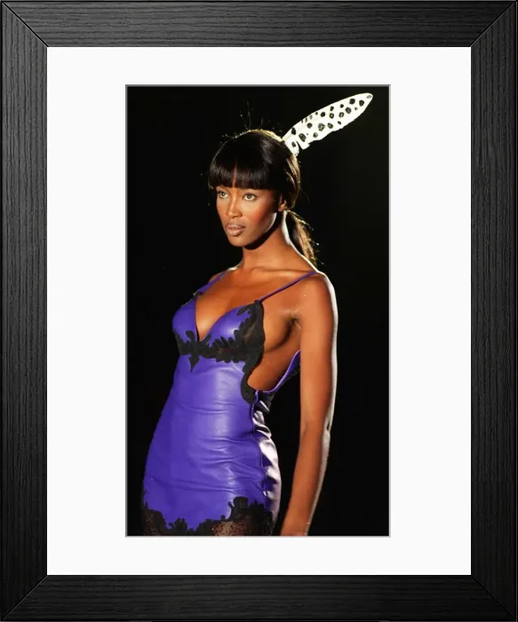 Framed Print : NAOMI CAMPBELL MODELS VERSACE IN PARIS Framed Print : NAOMI CAMPBELL MODELS VERSACE IN PARIS